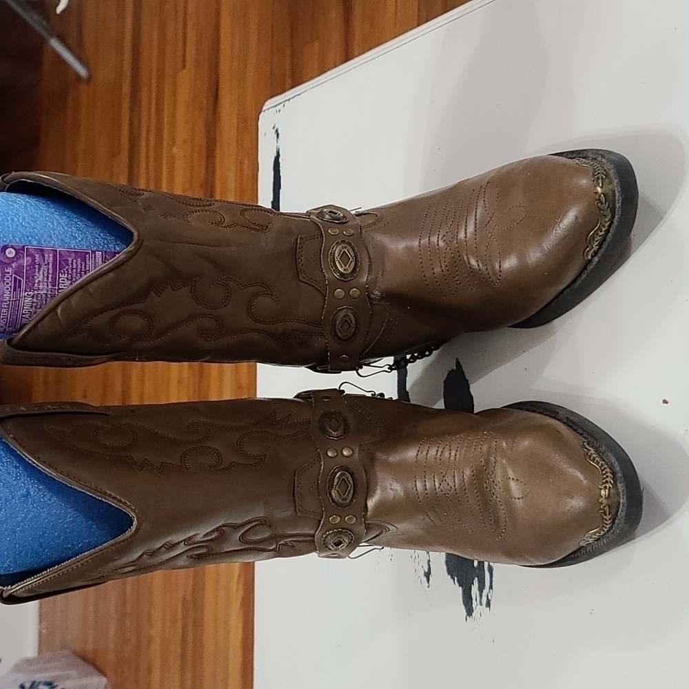Laredo Girls? YOUTH Boots‎ Brown Faux Leather Chain Medallion Accents Sz 5.5 GUC